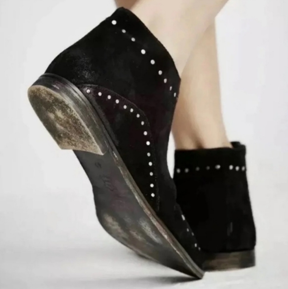 Free People Aquarian Hammered Stud Ankle Booties Sz 36